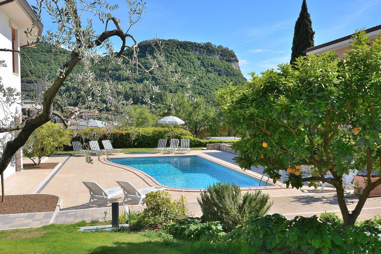Ca Gardesana With Pool Βίλα Εξωτερικό φωτογραφία
